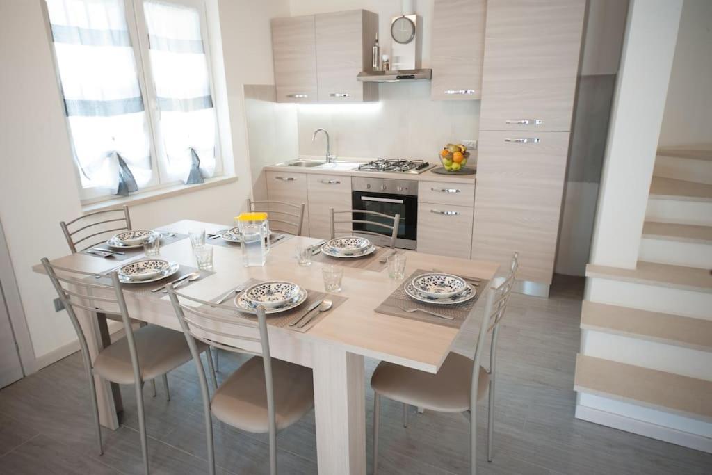 Ferienwohnung Casa Gemma - Big Family House With Free Parking San Giovanni Lupatoto Exterior foto